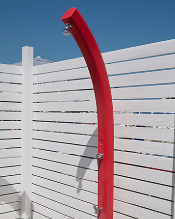 Installation de douche extérieure près de Béziers